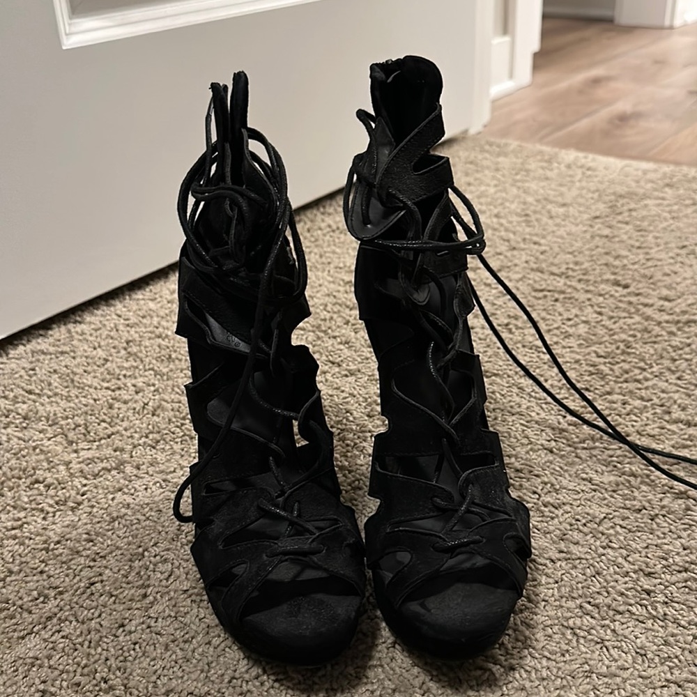 Black wedged heels